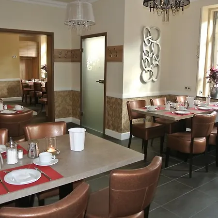 Haus Drei Koenige מלון 3*